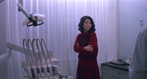 《爱情的牙齿》:以痛疗痛的临床体验 – 《爱情