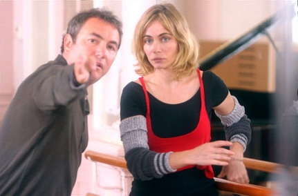 【法国电影新片】《迪斯科》舞曲中艾曼纽·贝