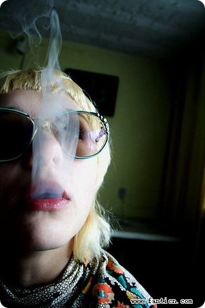 奥地利<em>女孩</em>娜塔莎·卡姆普在<em>10岁</em>的时候被<em>绑架</em>