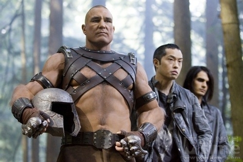 记住这张凶悍的脸:混入好莱坞的足球流氓 – 《维尼·琼斯》影评