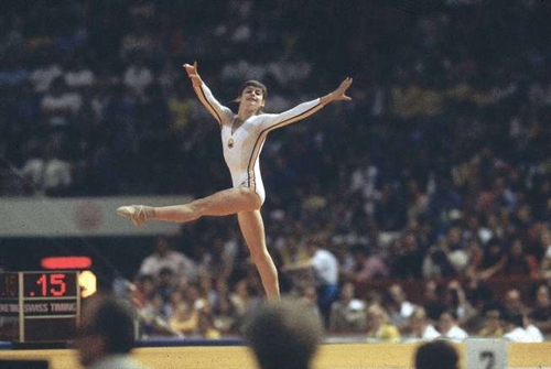 天使在人间-纳迪娅·科马内奇