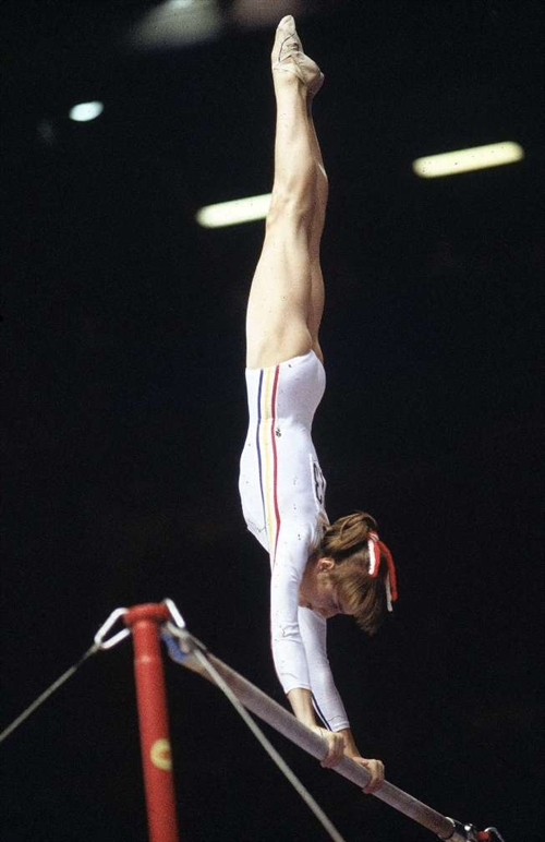 天使在人间-纳迪娅·科马内奇