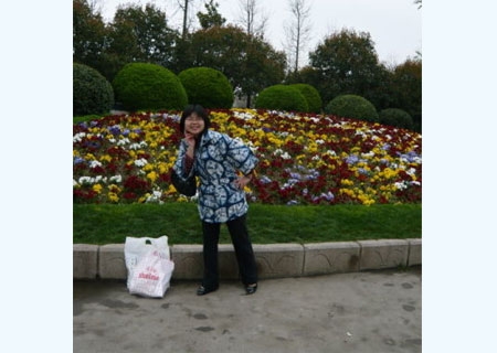 80后<em>女作家</em>大胆晒裸照意淫<em>余秋雨</em> 八零之家 电