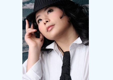 80后<em>女作家</em>大胆晒裸照意淫<em>余秋雨</em> 八零之家 电