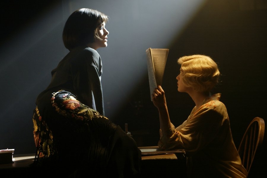 [转贴]《芝加哥》:地狱·天堂 百老汇有多远 电影