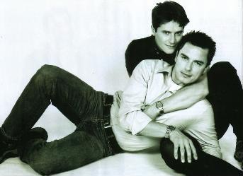 欧美同性恋明星情侣照