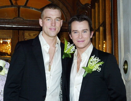 欧美同性恋明星情侣照