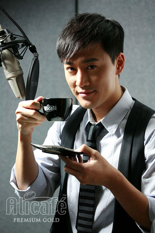 【新闻】林峰马来西亚代言咖啡Premium Gold