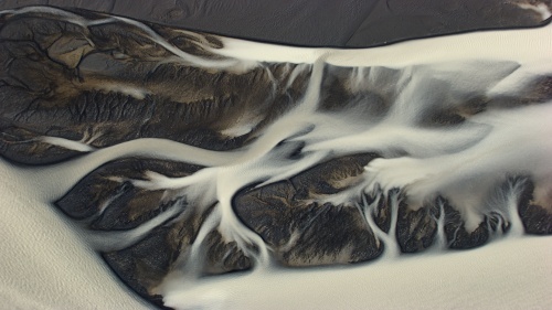 家园(home)--优缺点同样明显的纪录片 – 《家园》影评