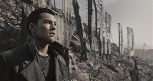 《终结者4》:华丽的外表下面还有些啥?