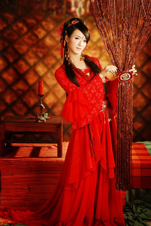 发几张古装<em>美女</em>图,看看<em>有什么</em>诡异之处?