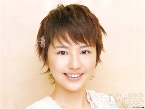 【贴图】她们<em>头发短短</em>,他们<em>头发长长</em>~~ 日剧进