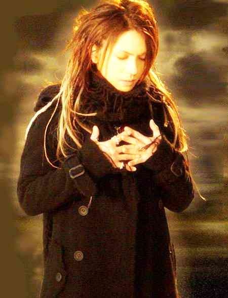 【贴图】她们<em>头发短短</em>,他们<em>头发长长</em>~~ 日剧进