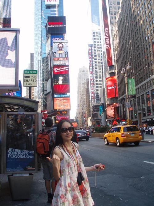 <em>萨顶顶</em>~ 像明星那样穿衣服 电影