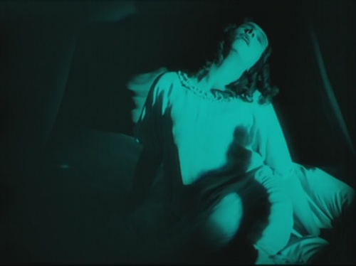 《诺斯费拉图》:吸血鬼电影的鼻祖,经典不可逾越
