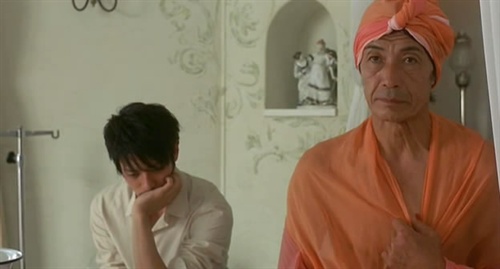 《彩虹老人院》太夸张了 天下大同 电影