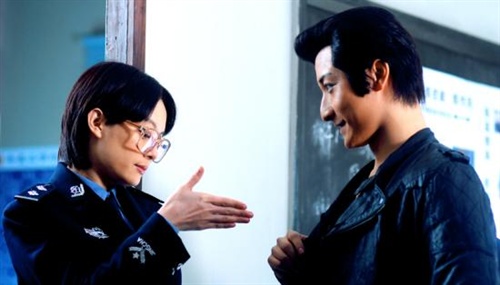 《机器侠》:恋爱中的桃花源