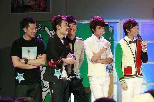 28日天天向上《一起来看流星雨》《乐火男孩