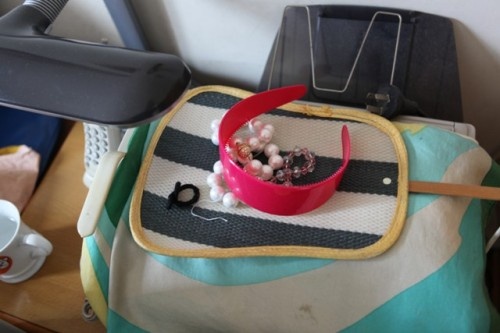 桑兰博客撰文炮轰小保姆 网上公布其身份证号