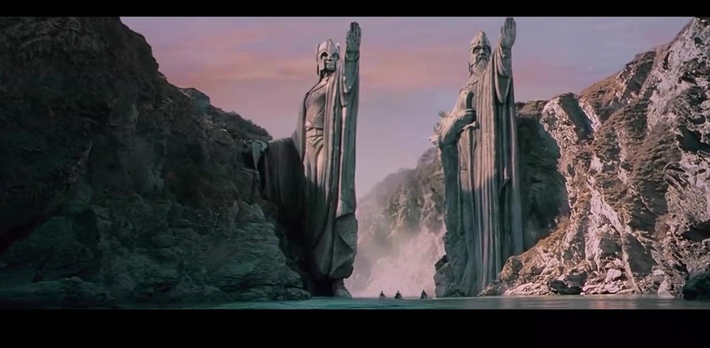 指环王1--魔戒现身(我的截屏)