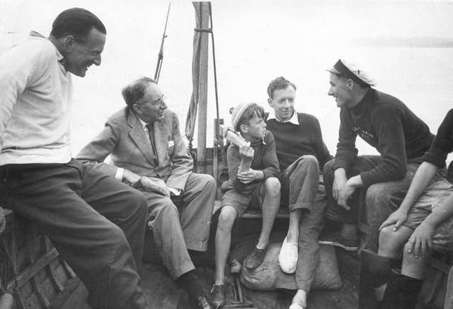 Peter Pears, E. M. Forster, Robin Long, Benjamin Britten and Billy Burrell, on board Burrell's boat at Aldeburgh (1949)