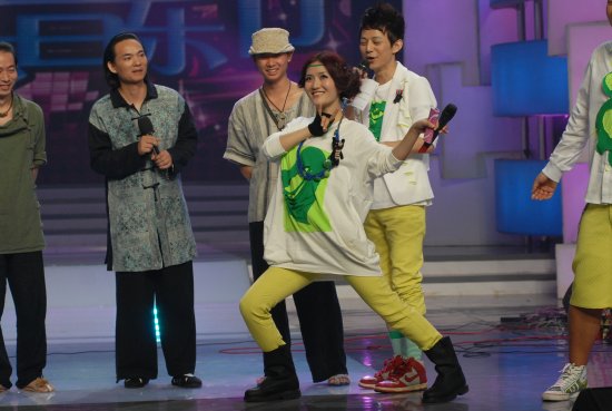 14日 苏打绿降临《快乐大本营》迎来快乐音乐