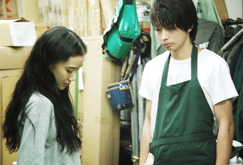 在网上找的《<em>百万元与苦虫女</em>》的大图(一) 苍井