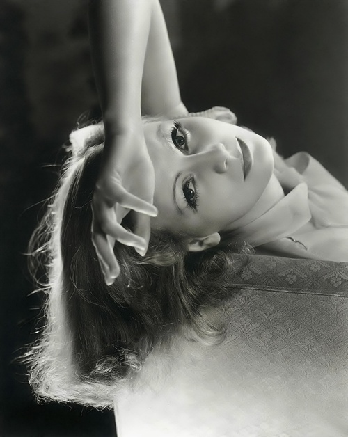 ear Celebration 1st Gift : Hollywood<em>黄金时代美</em>