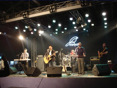 麻雀瓦舍新年狂欢,马条、痴人、张铁乐队来助