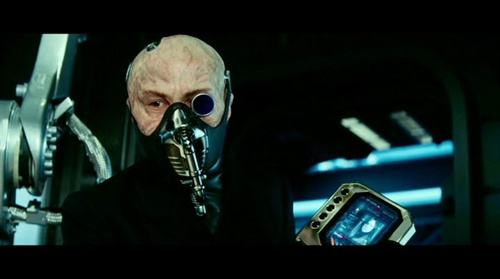 《特种部队:眼镜蛇的崛起》,直追迈克·贝的