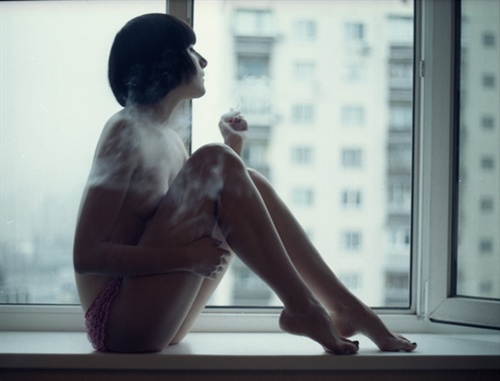 就让它轻轻浅浅的萦绕!是什么让我真正的戒不