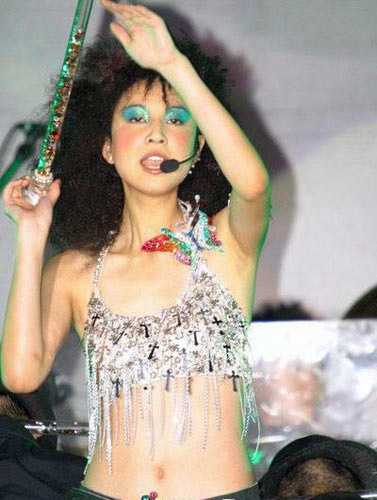 娱乐圈女明星陪客实录 世界如此美好 我却如此