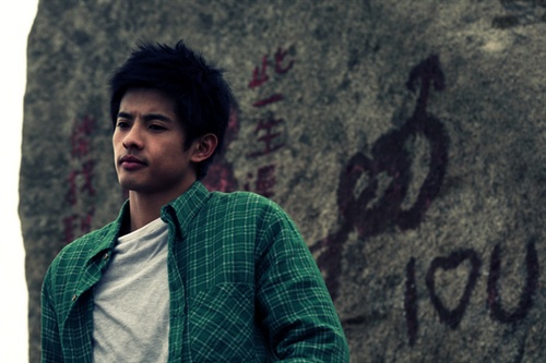 他命】情感苍白的男色大片°柏林影展<em>同志片</em>抢