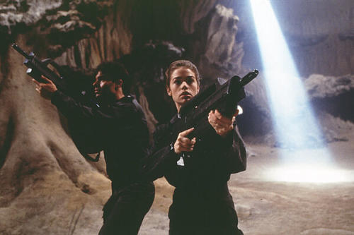 �Ǻ�ս��/Starship Troopers(1997) ��ӰͼƬ ���� #14 ��ͼ 600X400