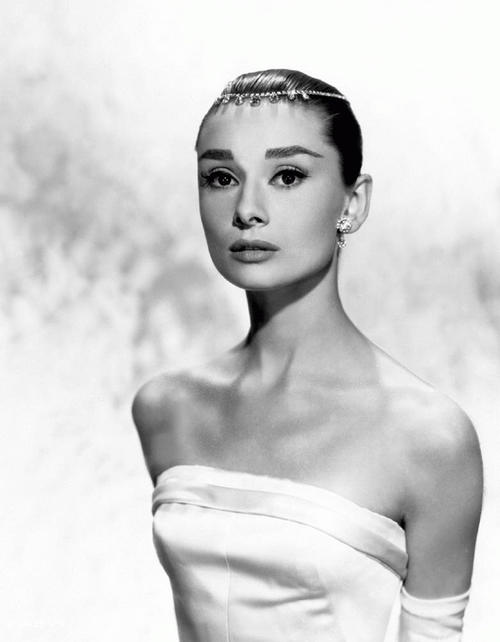 ���������ձ� Audrey Hepburn д�� #23