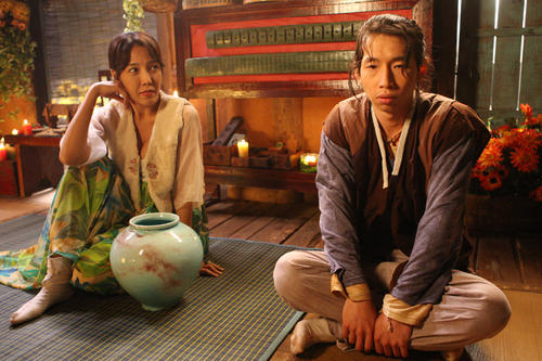 卞强钊/가루지기(2008) 电影图片 剧照 #01 大图 800X533