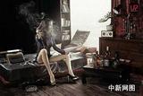 80后女导演火辣写真惹争议2