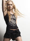 AvrilLavigneArenaMagazineApr2007572