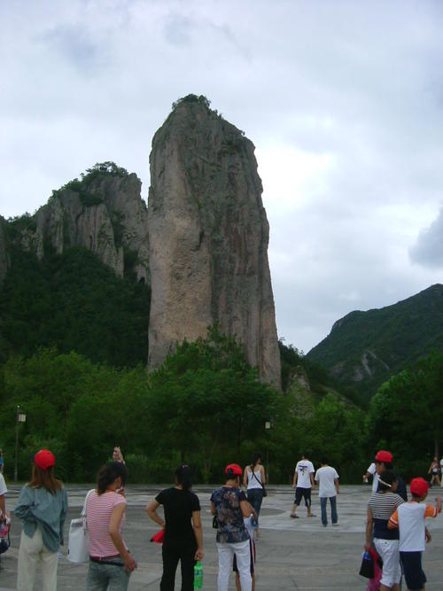 天下第一峰--鼎湖峰