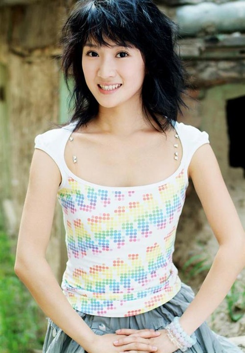青胜于兰的陈道明女儿陈格