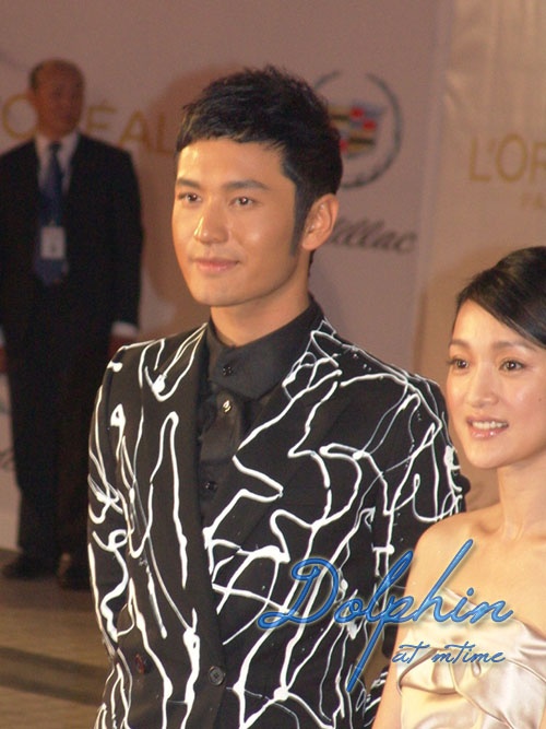 黄小明、周迅