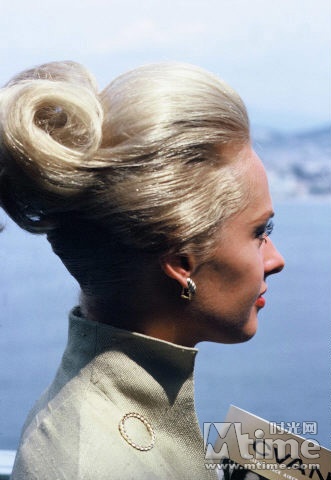 Tippi HEDREN