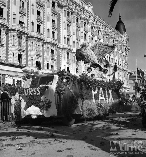 Bataille des Fleurs sur la Croisette