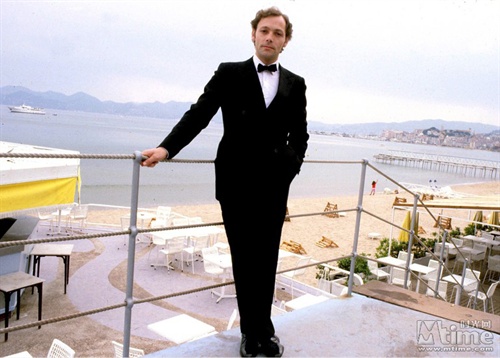 Patrick DEWAERE