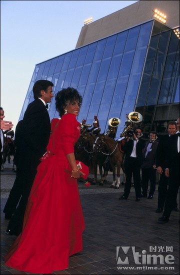 George HAMILTON,Liz TAYLOR