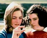 Kate_Winslet_Melanie_Lynskey_in_Heavenly