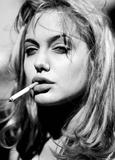 Angelina.Jolie-3