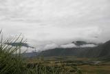 细雨中的山南谷地