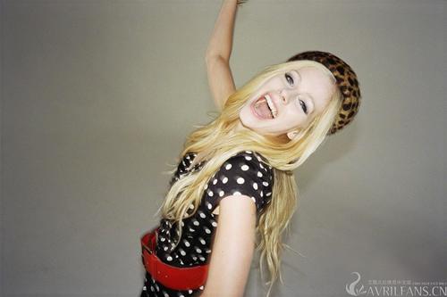 avril~~