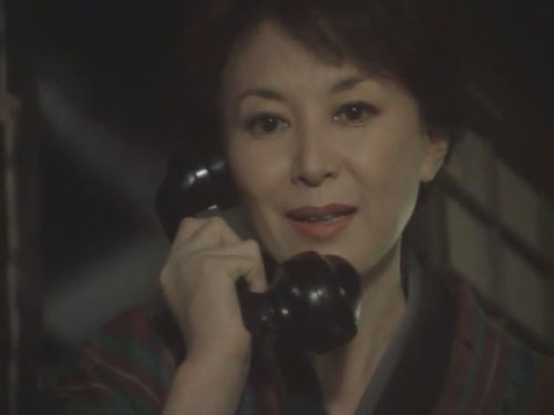 岸惠子-恶魔的拍球歌
